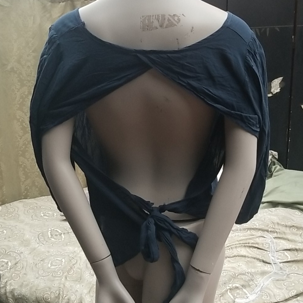 Top - Picture 6 of 7